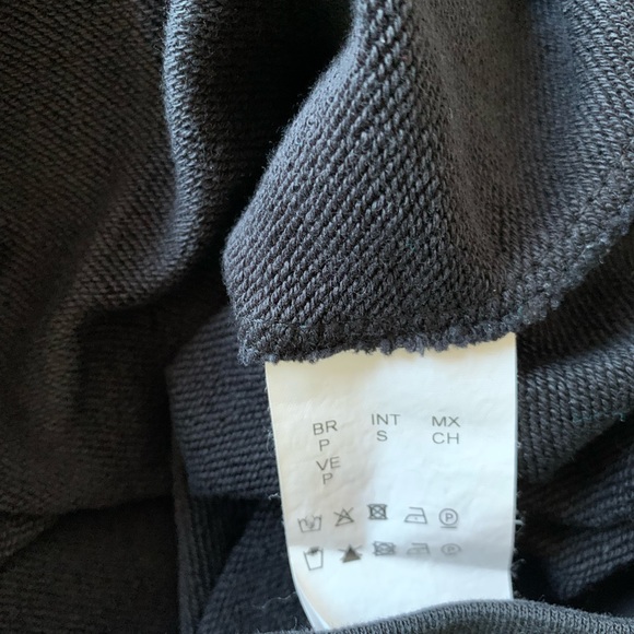 Hugo Boss Sweater - Picture 5 of 6